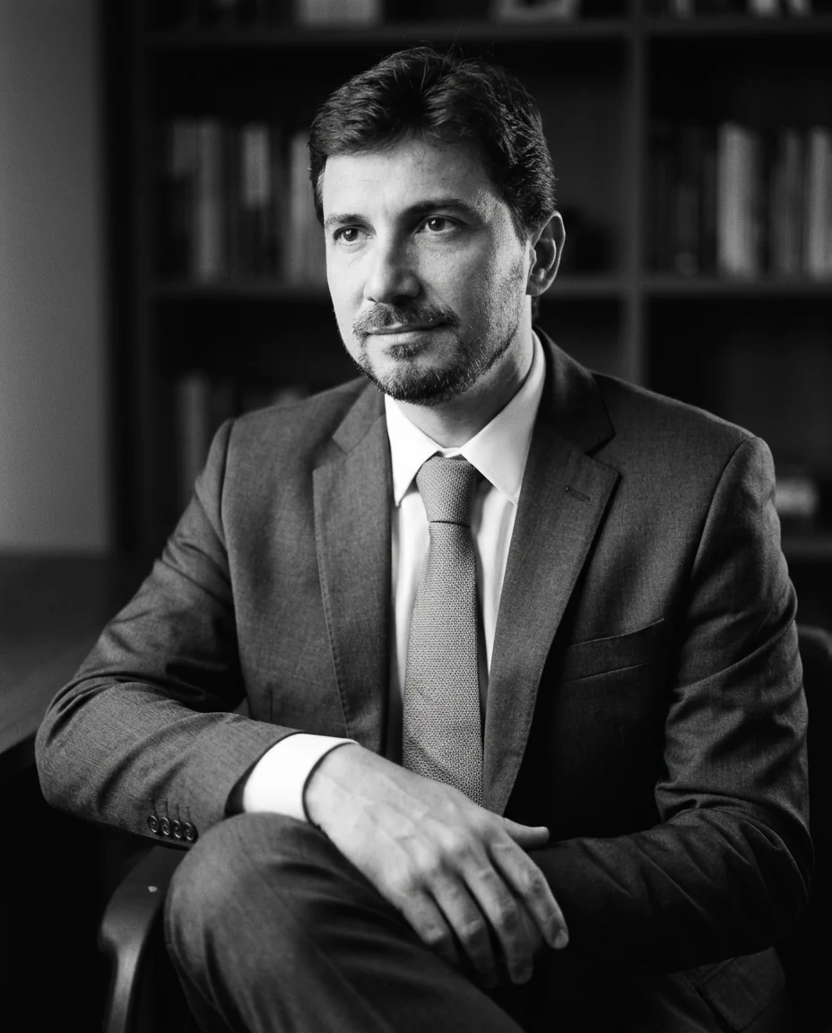 Dr. Rafael Luis Pamplona, cirurgião-dentista especialista em Implantodontia em Jaraguá do Sul
